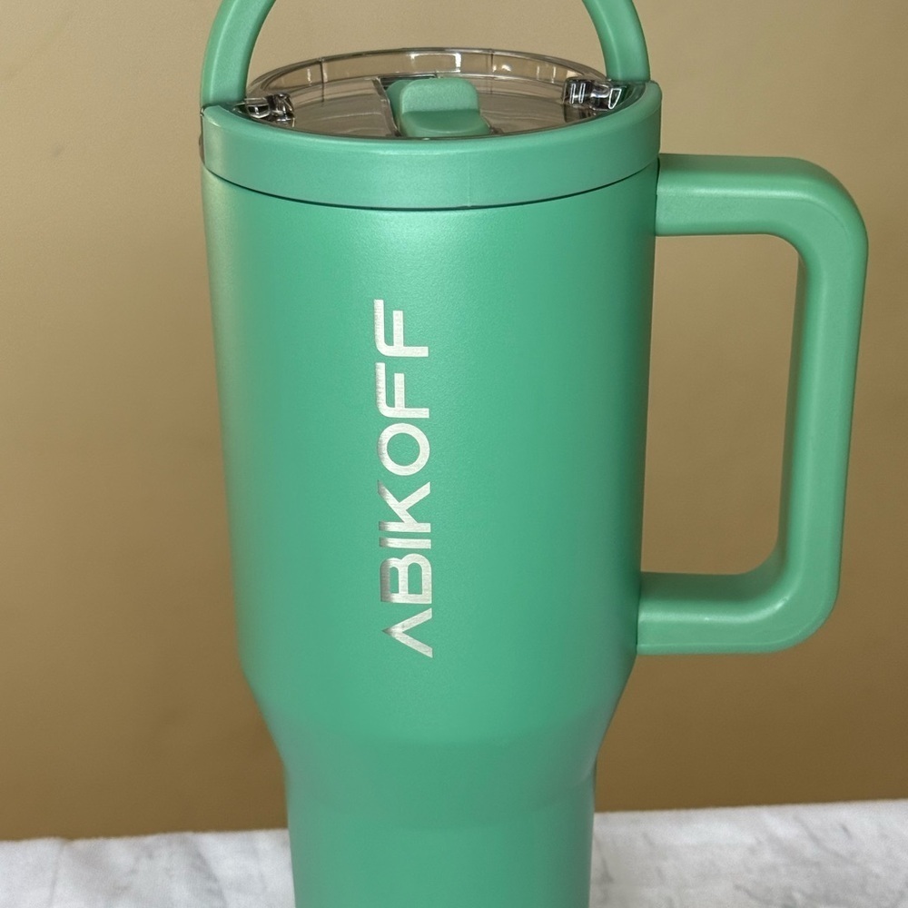 ABIKOFF Green Tumbler with Handle and Flip Straw - Picture 3 of 12